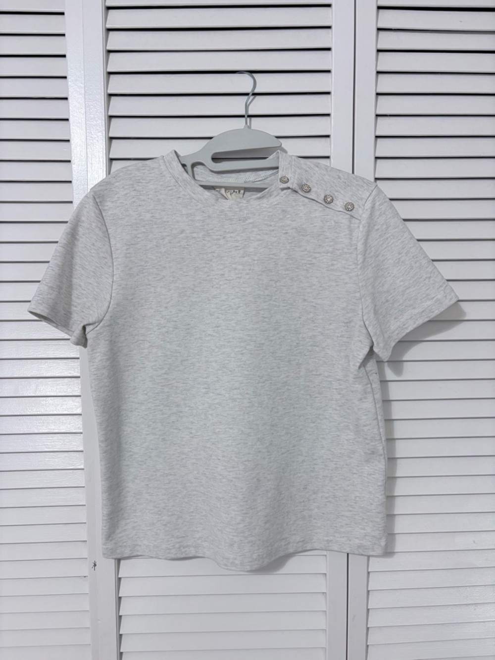 Easy Clothes USA Short Sleeve Top with Shoulder Buttons